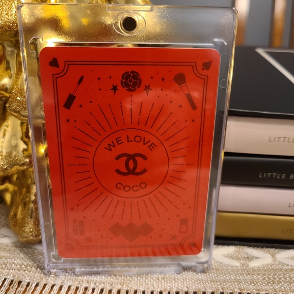 Chanel RARE Collectible Playing Card with COA - Picture 1 of 9